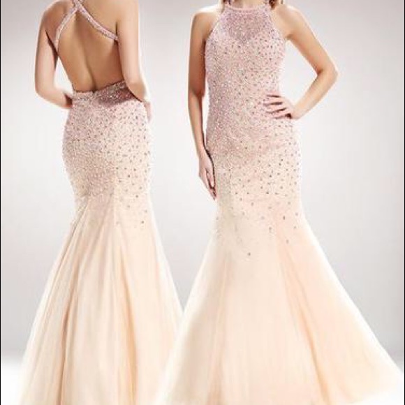 Anny Lee Dresses & Skirts - I’m selling a prom dress❤️